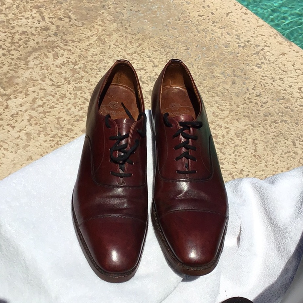 Church’s leather vintage used dress shoes